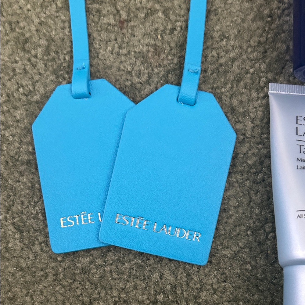 Estee Lauder Products and Samples - Picture 5 of 8